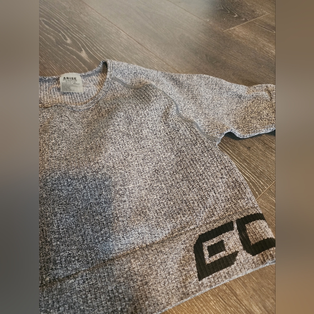 Echt Arise comfort crop top-medium, charcoal